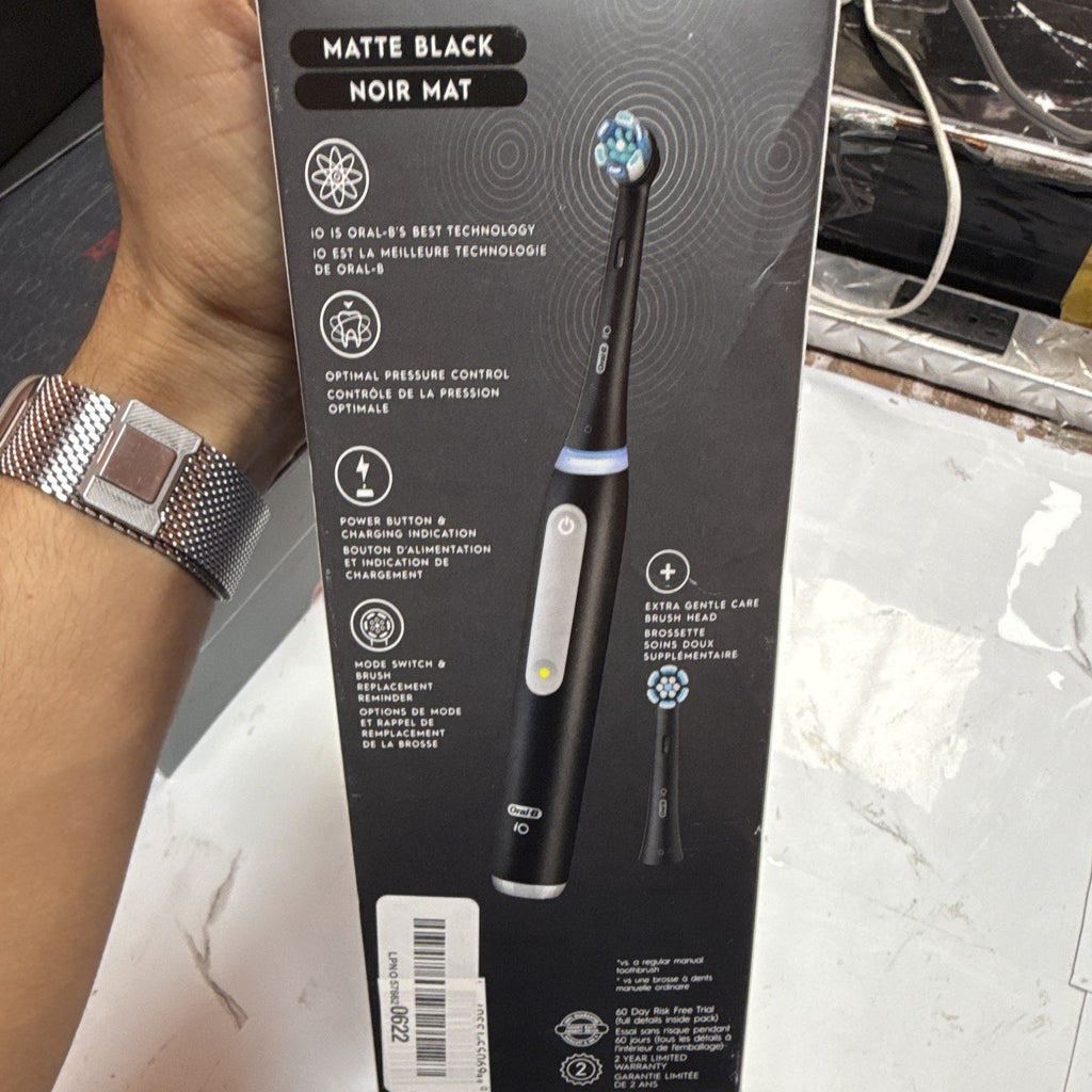 Oral-B iO Series 3 Limited Rechargeable Oscillating Brush, Black, 3 Speeds