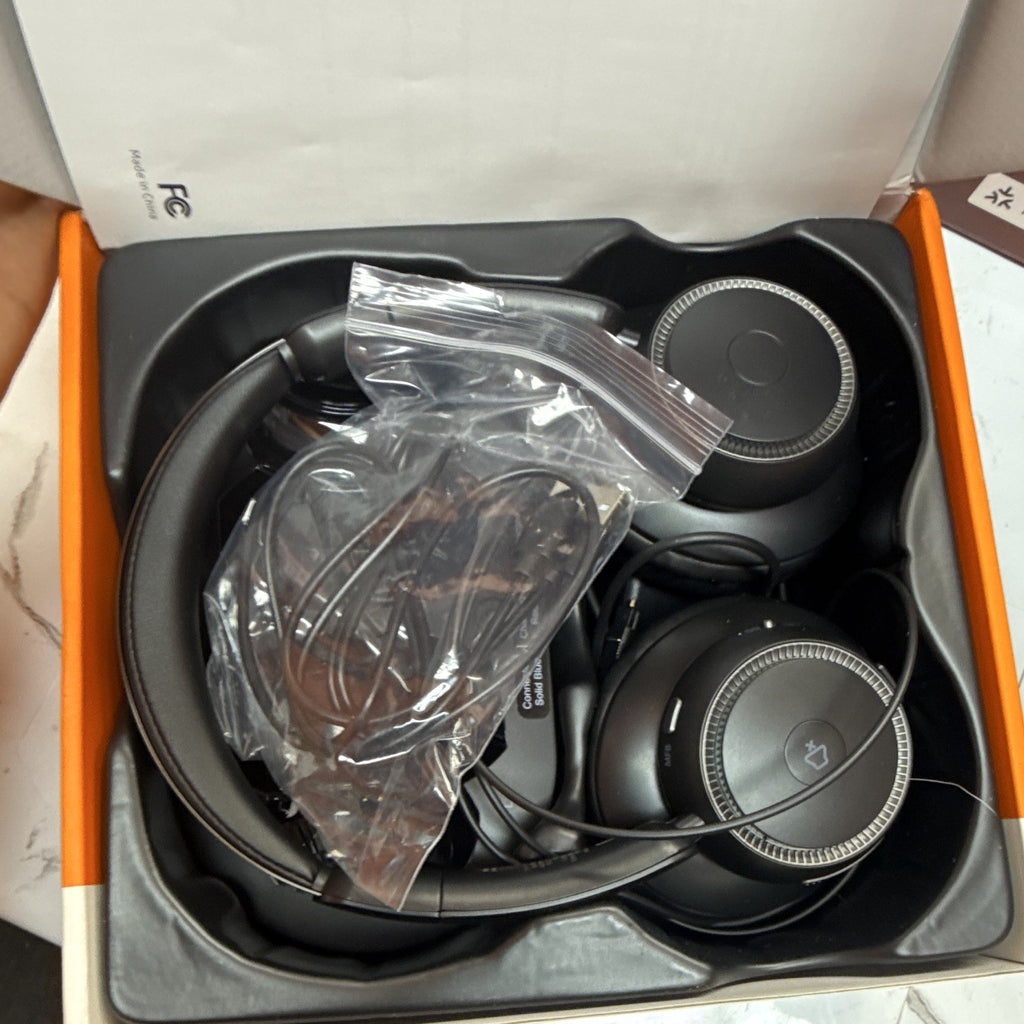 LEVN LE-HS018 Bluetooth Headphones w/ Transmitter Charging Dock