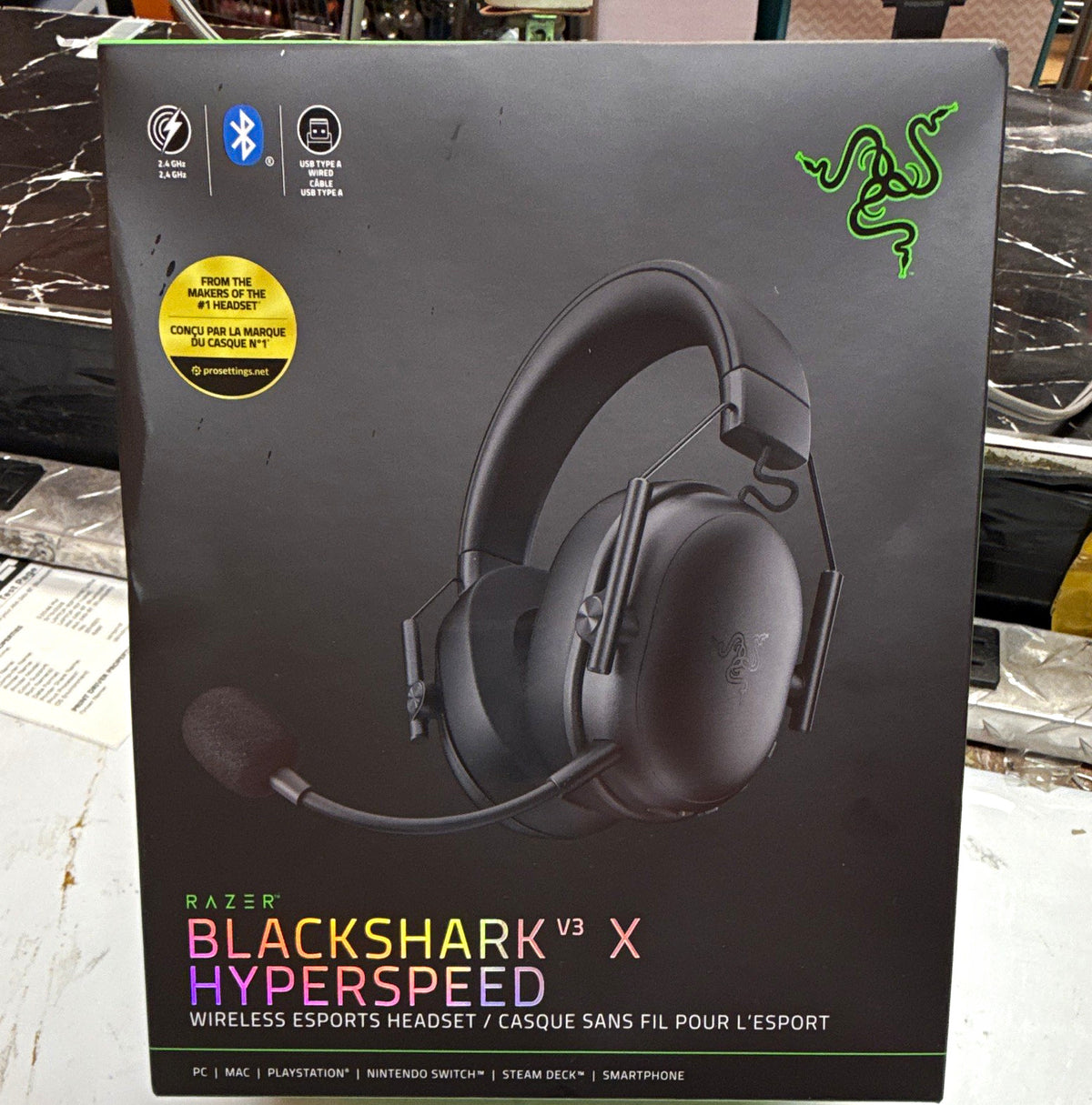 Razer BlackShark V3 X HyperSpeed Wireless 7.1 Detachable Boom Mic Black